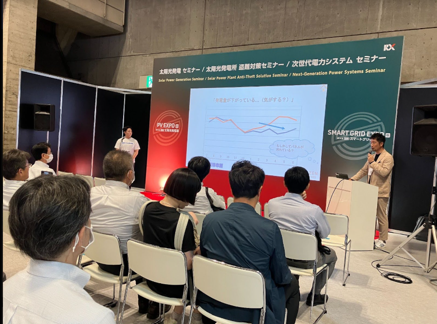 太陽光パネル洗浄は収益回復に繋がるか？O&Mと洗浄の専門家が語る太陽光パネル洗浄の流れと有効なケース